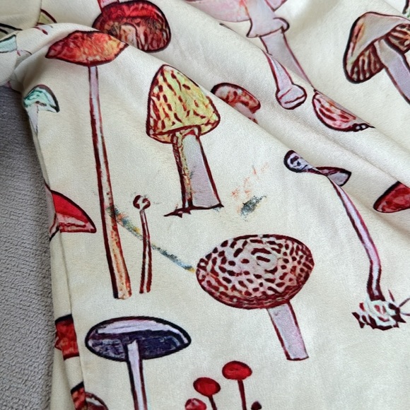 Funky Threads - Tan Mushroom Shirt - Casual Button Down - XL - Picture 8 of 8